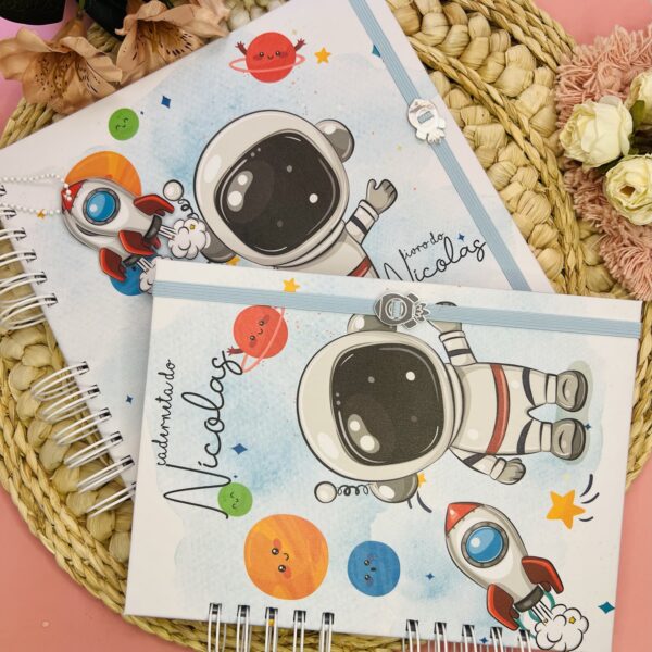 Combo Livro do Bebê + Caderneta de Vacina Astronauta